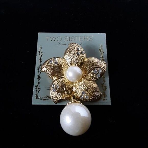 Vintage Two Sisters Women's Gold Large Brooch - Picture 10 of 10